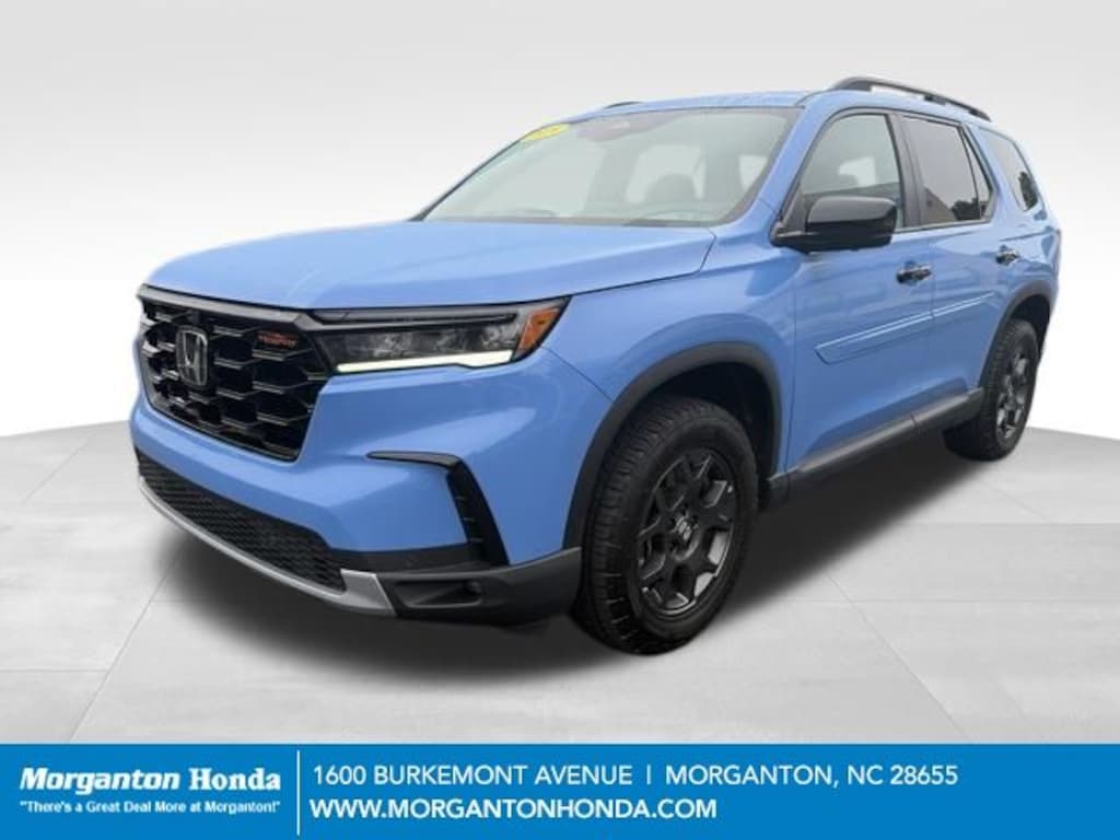 Used 2025 Honda Pilot TrailSport SUV