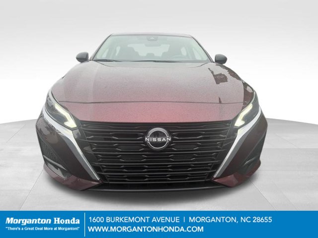 Used 2025 Nissan Altima SV Sedan