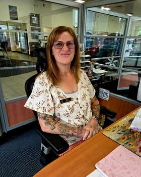 Staff member Betty Byrd from 0aa110bf2339