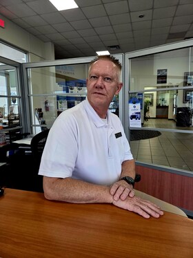 Staff member Kenneth Walker from 0aa110bf2339