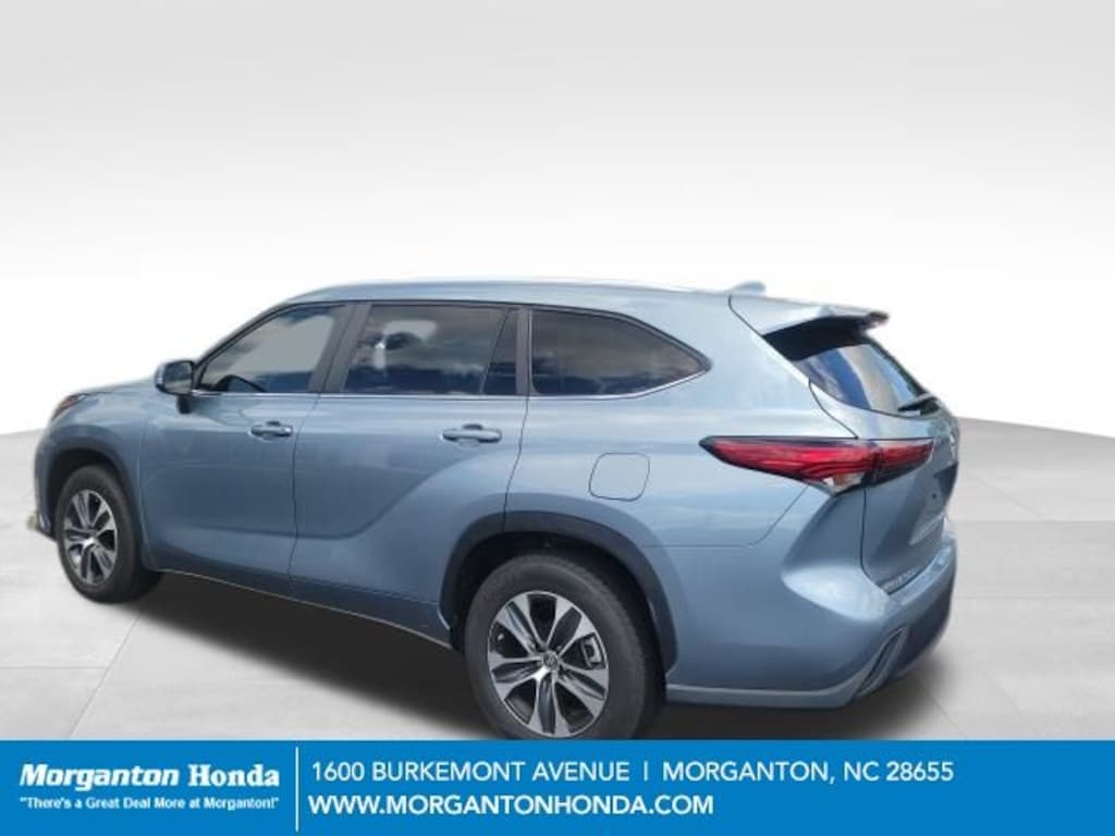 Used 2023 Toyota Highlander SUV