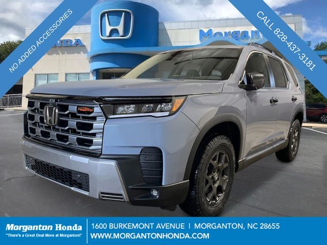 2026 Honda Pilot TrailSport AWD's photo