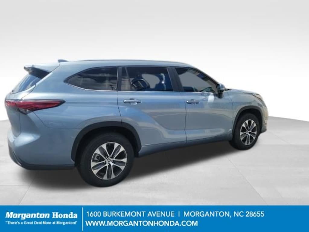 Used 2023 Toyota Highlander SUV