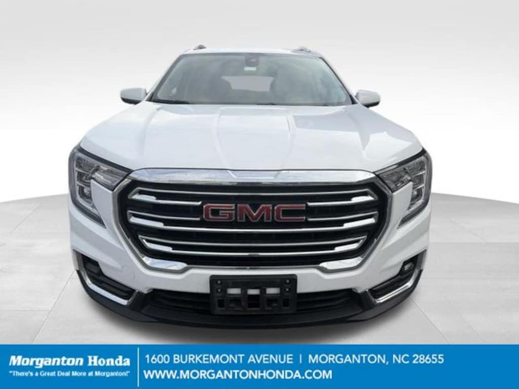 Used 2024 GMC Terrain SLT SUV