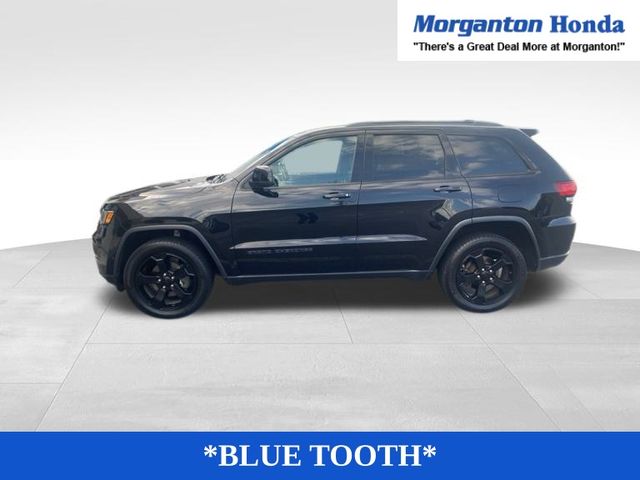 2020 Jeep Grand Cherokee Laredo photo 3