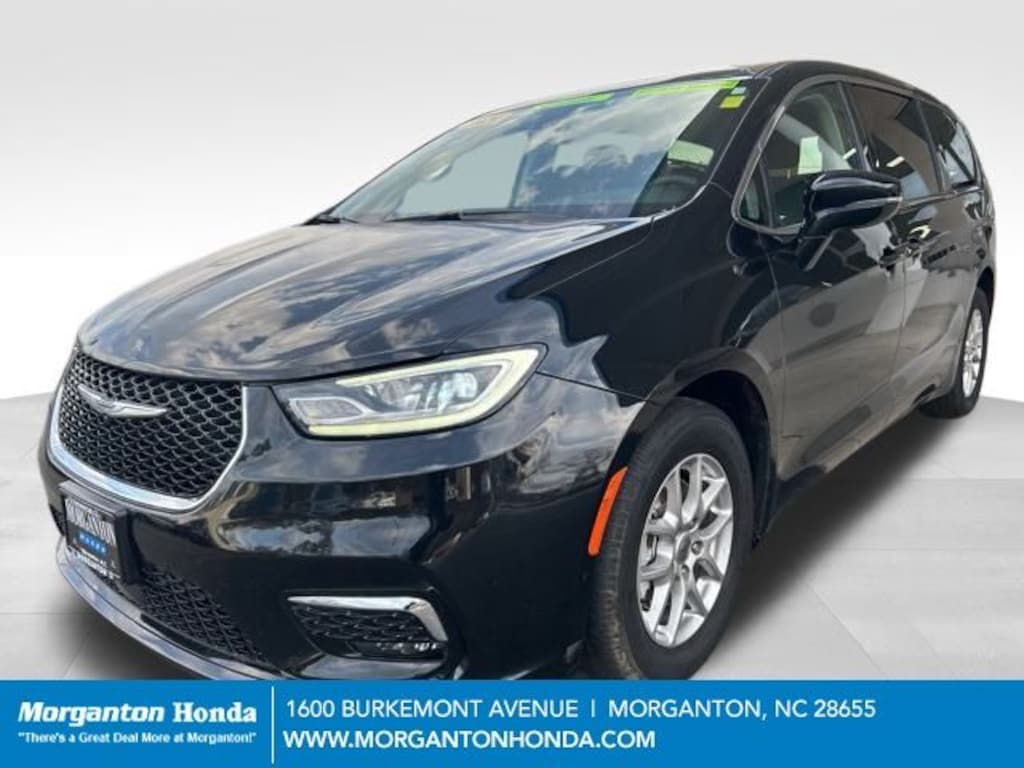 Used 2024 Chrysler Pacifica Touring L Van Passenger Van