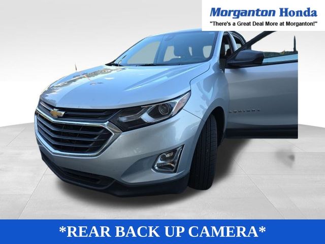 2020 Chevrolet Equinox LS photo 3