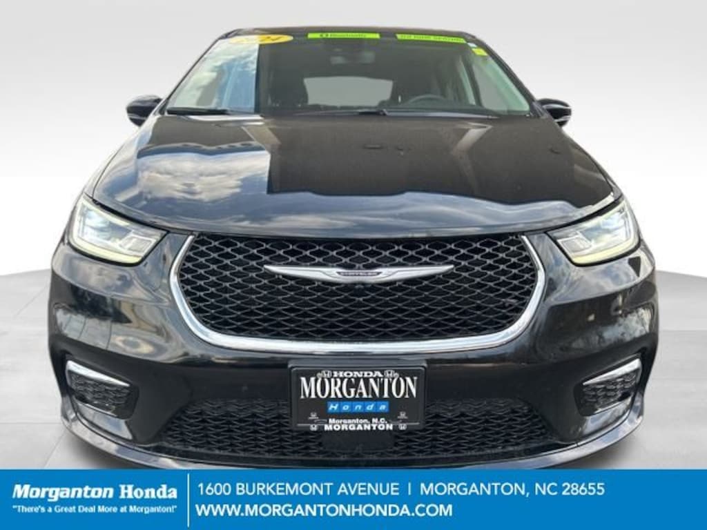 Used 2024 Chrysler Pacifica Touring L Van Passenger Van