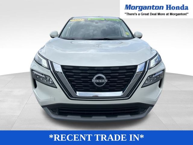 2023 Nissan Rogue SV photo 2