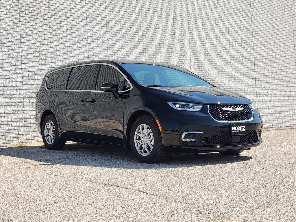 New 2025 Chrysler Pacifica SELECT Passenger Van