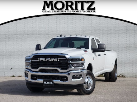 2026 Ram 3500 TRADESMAN CREW CAB 4X4 8' BOX Pickup