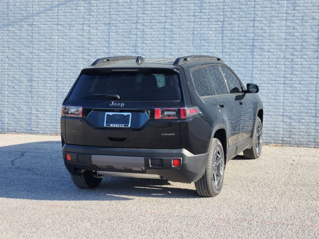 New 2026 Jeep Cherokee LAREDO 4X4 Sport Utility