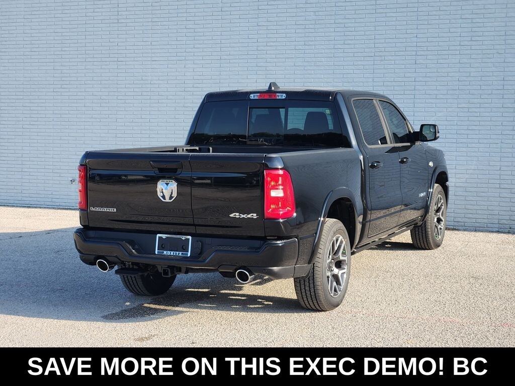 New 2026 Ram 1500 LARAMIE CREW CAB 4X4 5'7 BOX Pickup