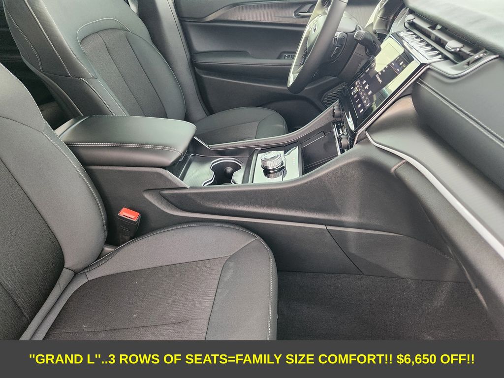 2025 Jeep Grand Cherokee L Laredo - Photo 10
