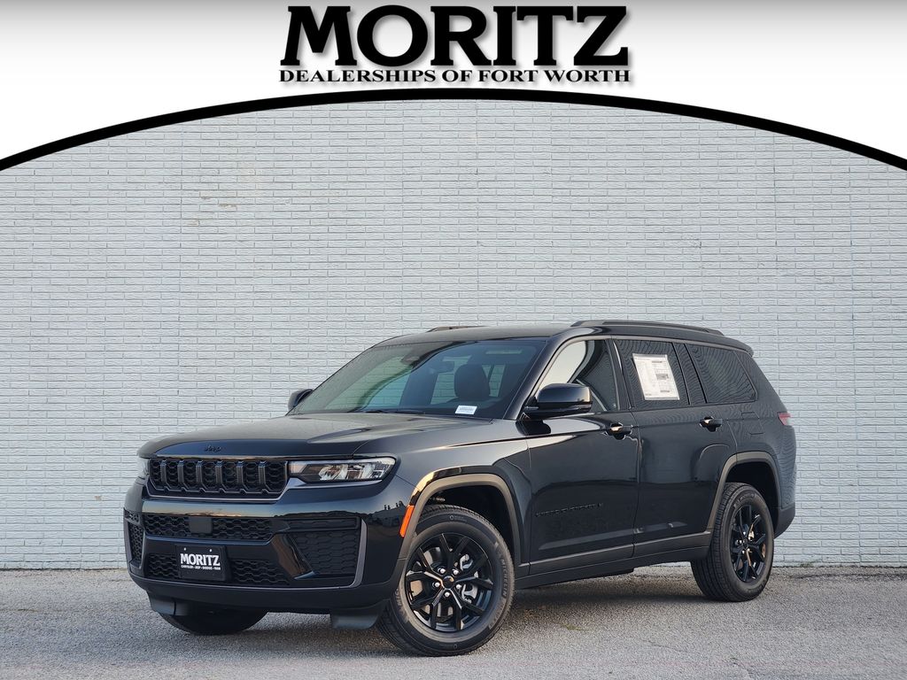 New 2026 Jeep Grand Cherokee L LAREDO ALTITUDE 4X2