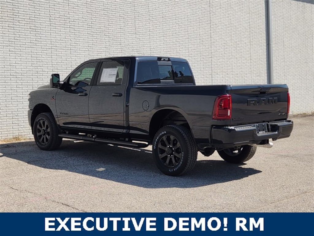 New 2026 Ram 2500 LARAMIE CREW CAB 4X4 6'4 BOX Pickup