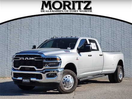 2026 Ram 3500 TRADESMAN CREW CAB 4X4 8' BOX Pickup