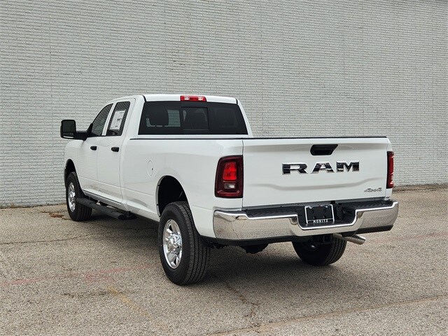 2025 Ram 2500 Tradesman photo 3