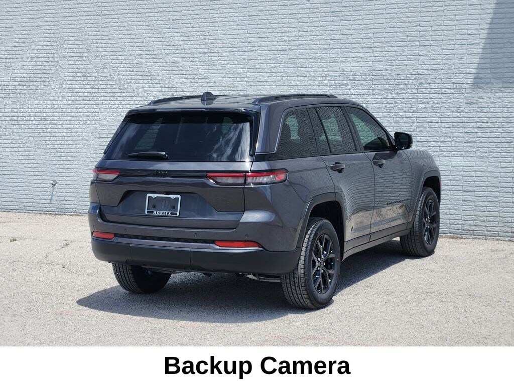 New 2026 Jeep Grand Cherokee LAREDO ALTITUDE 4X2 Sport Utility
