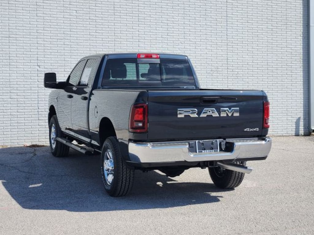 New 2026 Ram 2500 TRADESMAN CREW CAB 4X4 6'4 BOX Pickup