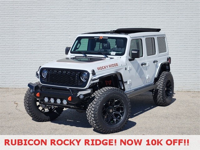 2025 Jeep Wrangler Willys photo 2