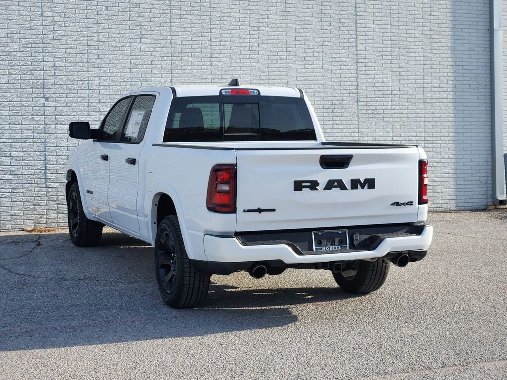 New 2026 Ram 1500 LONE STAR CREW CAB 4X4 5'7 BOX Pickup