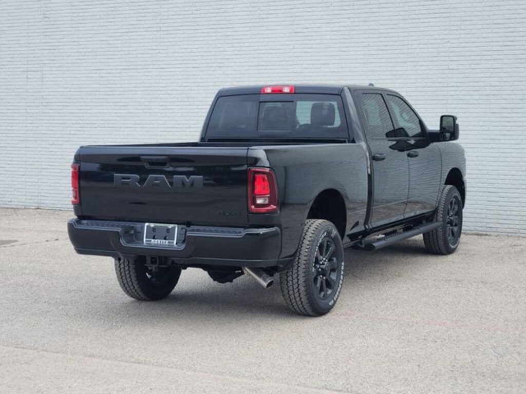 New 2026 Ram 2500 BLACK EXPRESS CREW CAB 4X4 6'4 BOX Pickup