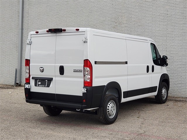 2026 Ram ProMaster 1500 Tradesman Cargo Van photo 4