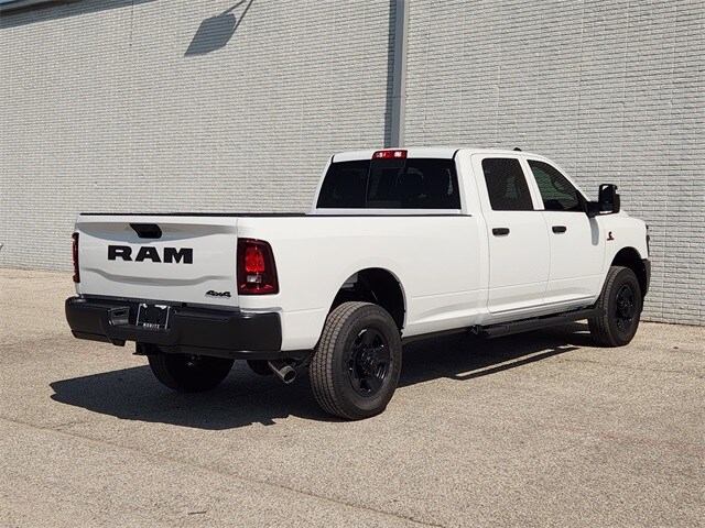 2026 Ram 3500 Tradesman photo 4