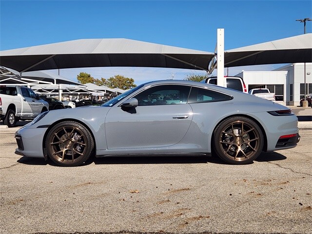 2023 Porsche 911 T photo 4