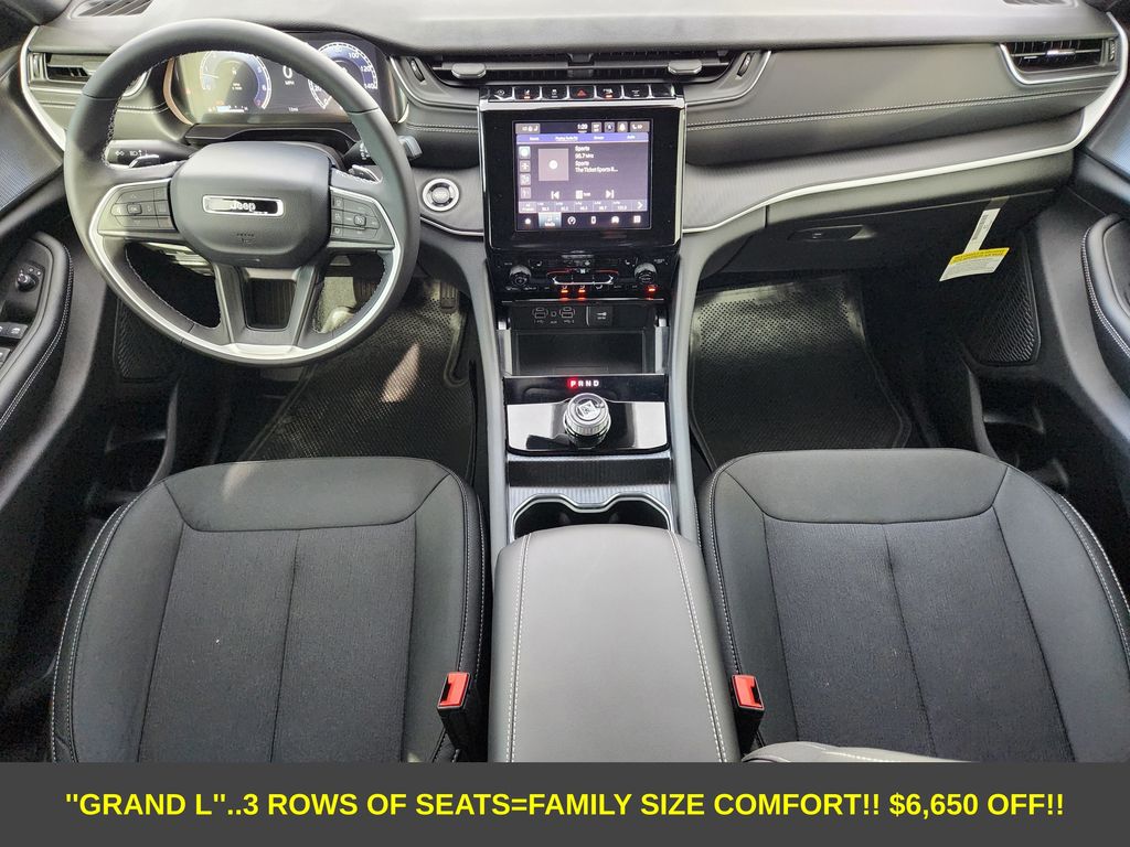 2025 Jeep Grand Cherokee L Laredo - Photo 17