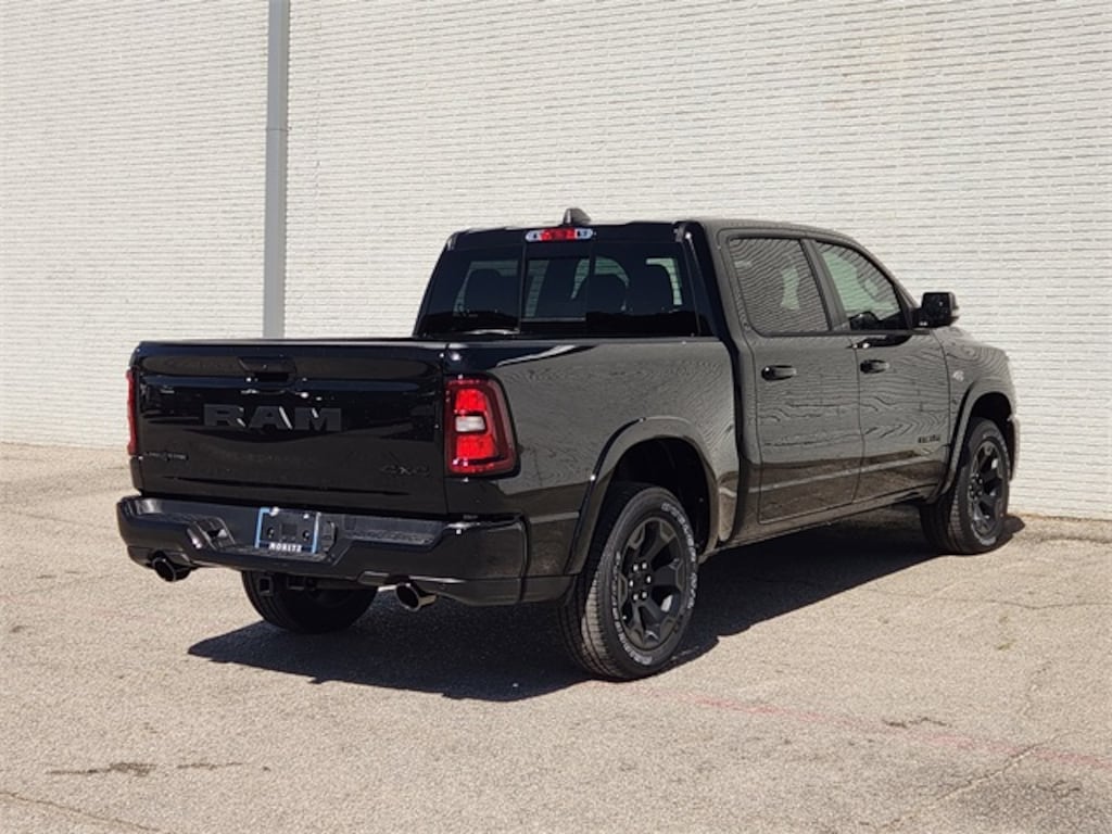 New 2026 Ram 1500 LONE STAR CREW CAB 4X4 5'7 BOX Pickup