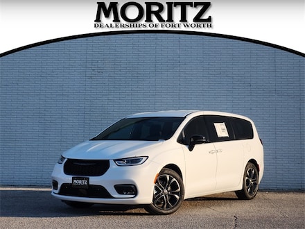 2026 Chrysler Pacifica SELECT Passenger Van