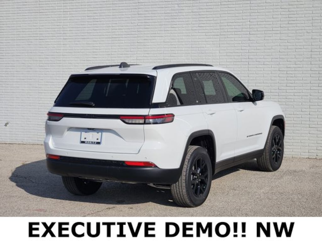 New 2025 Jeep Grand Cherokee ALTITUDE X 4X2 Sport Utility