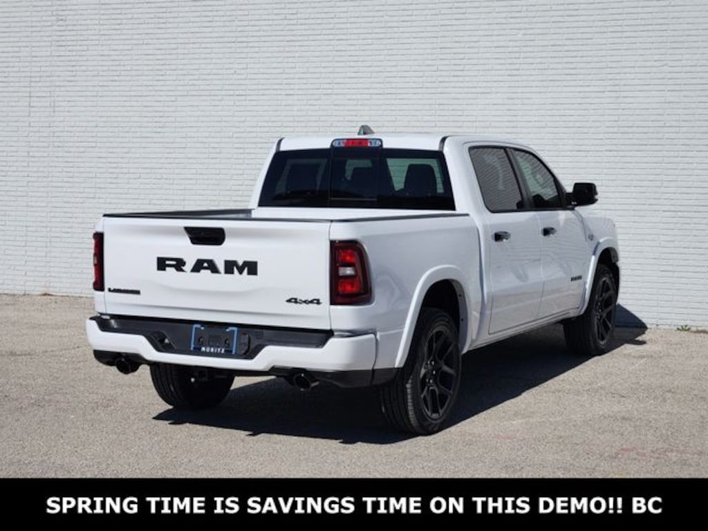 New 2026 Ram 1500 LARAMIE CREW CAB 4X4 5'7 BOX Pickup