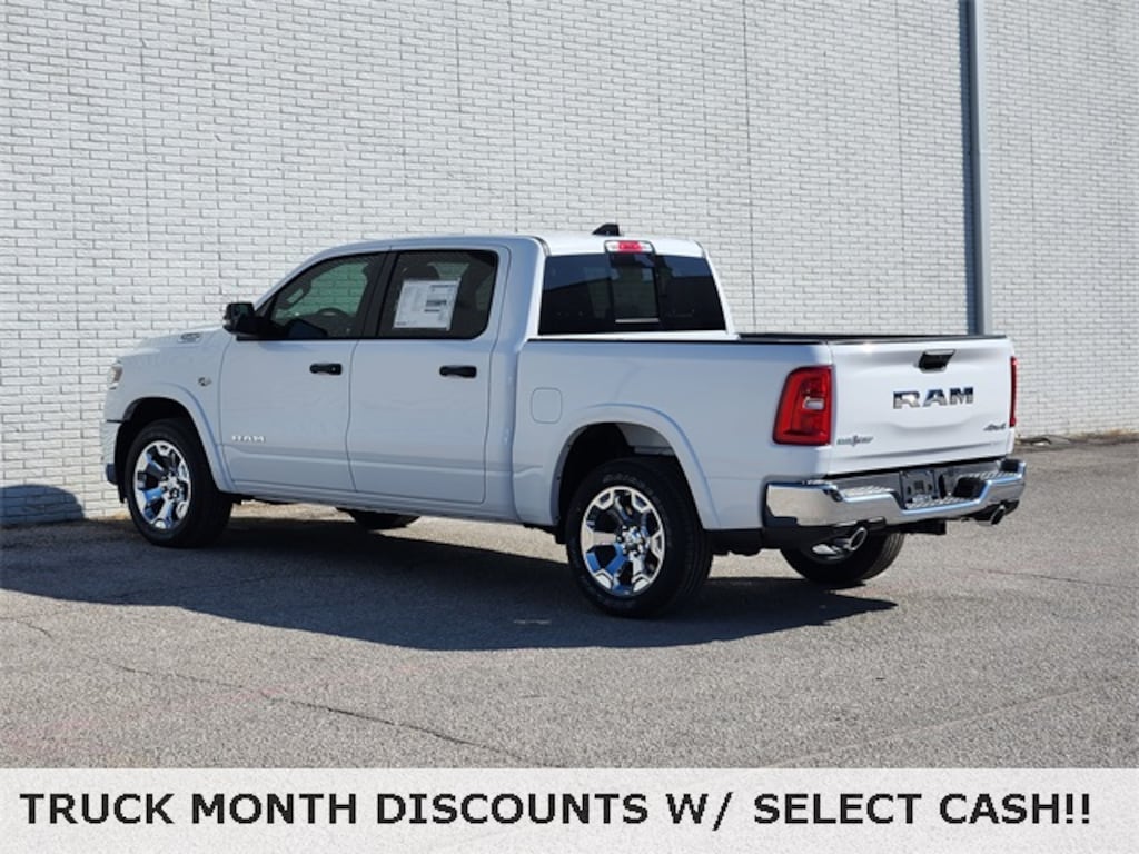 New 2026 Ram 1500 LONE STAR CREW CAB 4X4 5'7 BOX Pickup