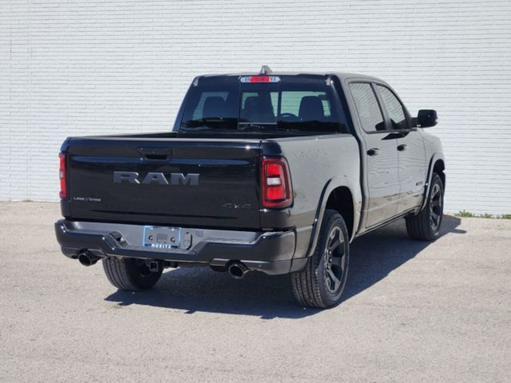 New 2026 Ram 1500 LONE STAR CREW CAB 4X4 5'7 BOX Pickup