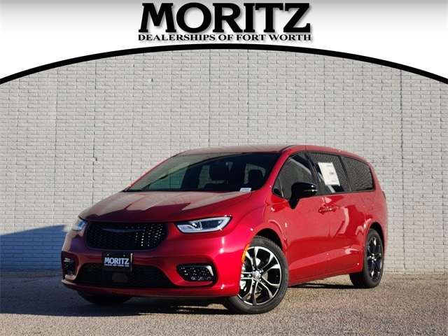 2026 Chrysler Pacifica Select's photo