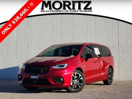 2026 Chrysler Pacifica SELECT Passenger Van