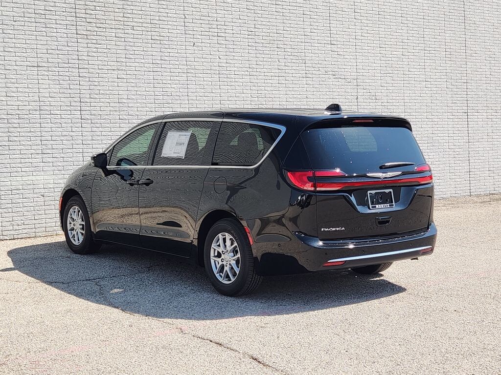 New 2025 Chrysler Pacifica SELECT Passenger Van