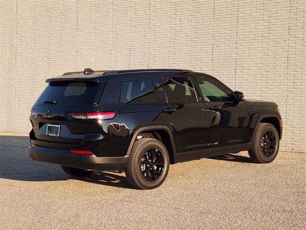 New 2025 Jeep Grand Cherokee L ALTITUDE X 4X4 Sport Utility