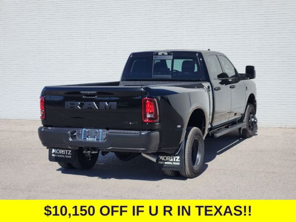 New 2026 Ram 3500 TRADESMAN CREW CAB 4X4 8' BOX Pickup