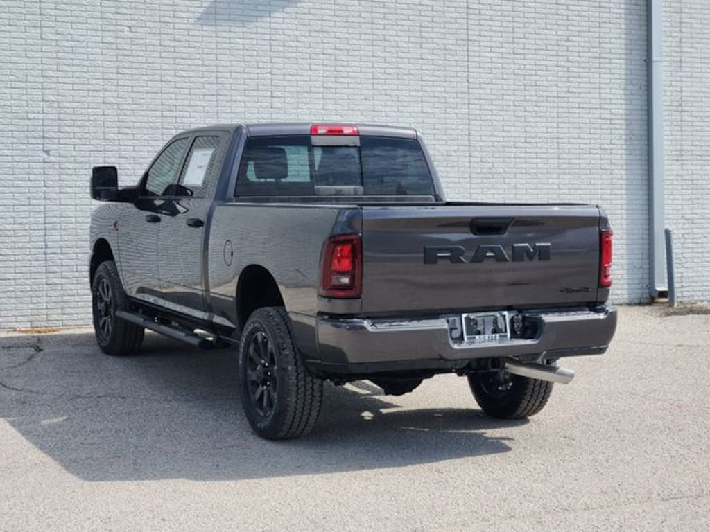 New 2026 Ram 2500 BLACK EXPRESS CREW CAB 4X4 6'4 BOX Pickup