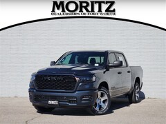 2026 Ram 1500 EXPRESS CREW CAB 4X2 5'7 BOX Pickup