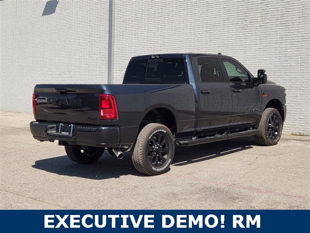 New 2026 Ram 2500 LARAMIE CREW CAB 4X4 6'4 BOX Pickup