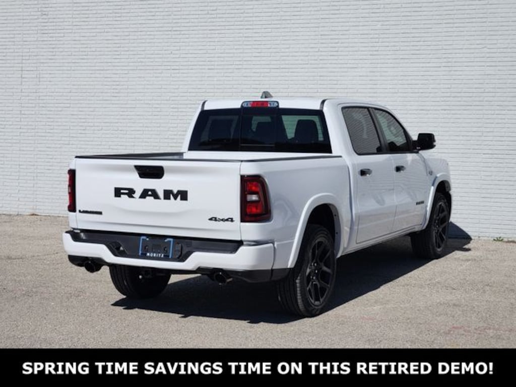 New 2026 Ram 1500 LARAMIE CREW CAB 4X4 5'7 BOX Pickup