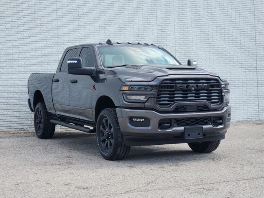 New 2026 Ram 2500 BLACK EXPRESS CREW CAB 4X4 6'4 BOX Pickup