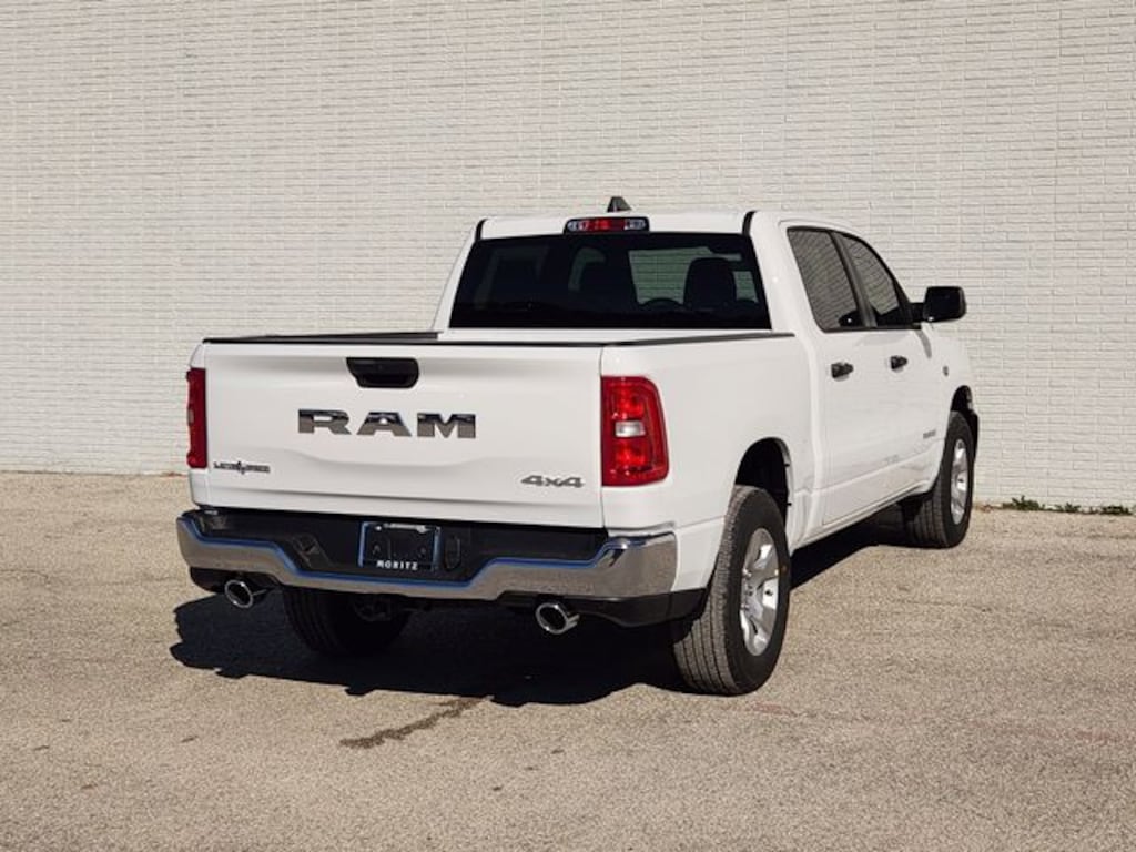 New 2026 Ram 1500 LONE STAR CREW CAB 4X4 5'7 BOX Pickup