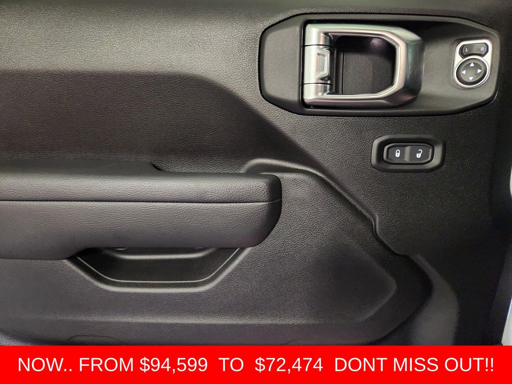 2025 Jeep Wrangler 4-Door Willys - Photo 18