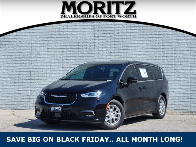 2025 Chrysler Pacifica Select's photo